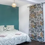 Apartment La Glycine