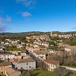Apartment La Glycine
