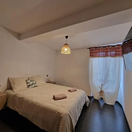 La Glycine * Montolieu