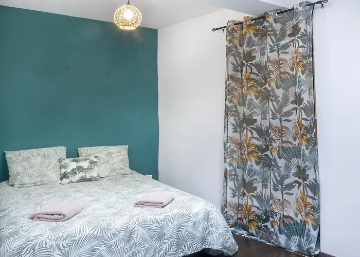 La Glycine * Montolieu