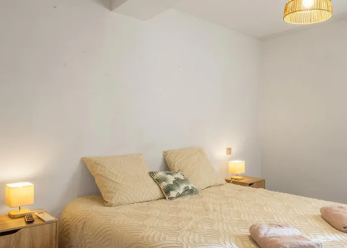 La Glycine 公寓 Montolieu