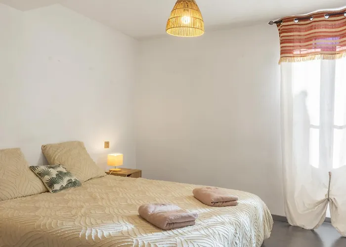 La Glycine Montolieu